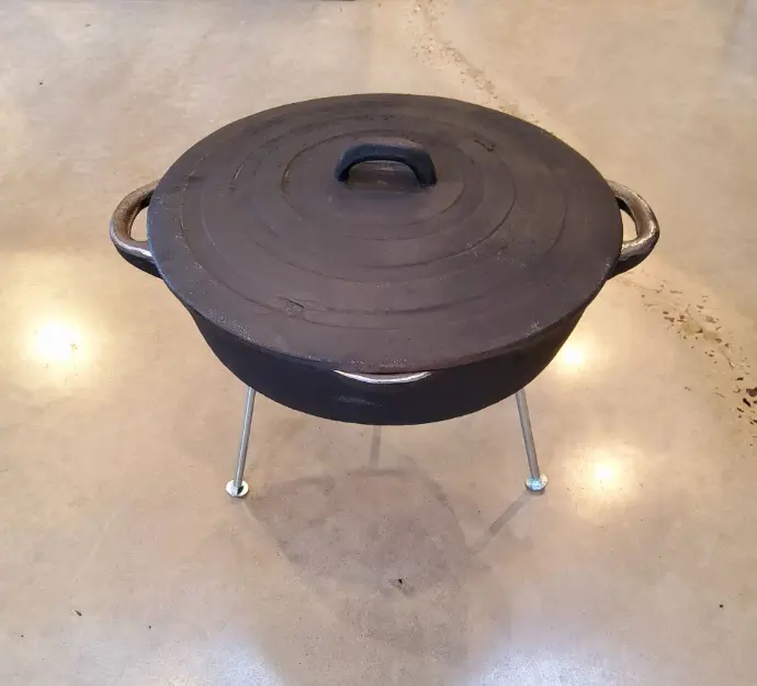 DISCO DE FUNDICION C/PATAS Y TAPA 35CMS
