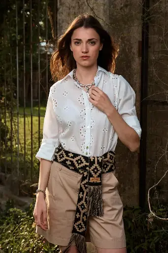 CAMISA CLASICA BRODERIE MANGA 3/4. LAS TAGUAS