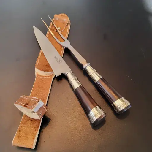 JUEGO PARA ASADO DE CUCHILLO Y TENEDOR DE TRINCHAR SCHMIEDEN 18CMS. (JUE981)